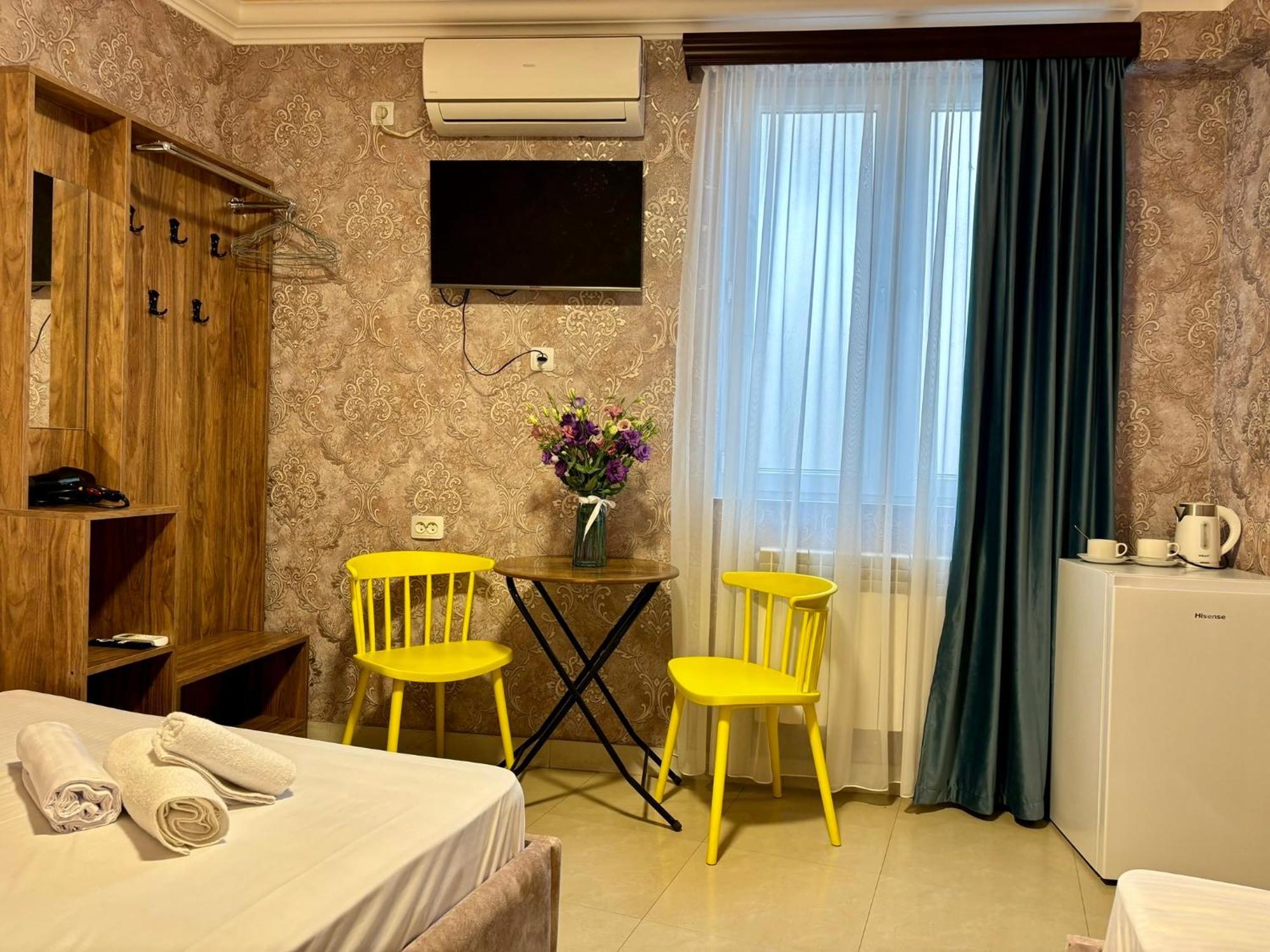 Styopa Hotel Єреван Екстер'єр фото