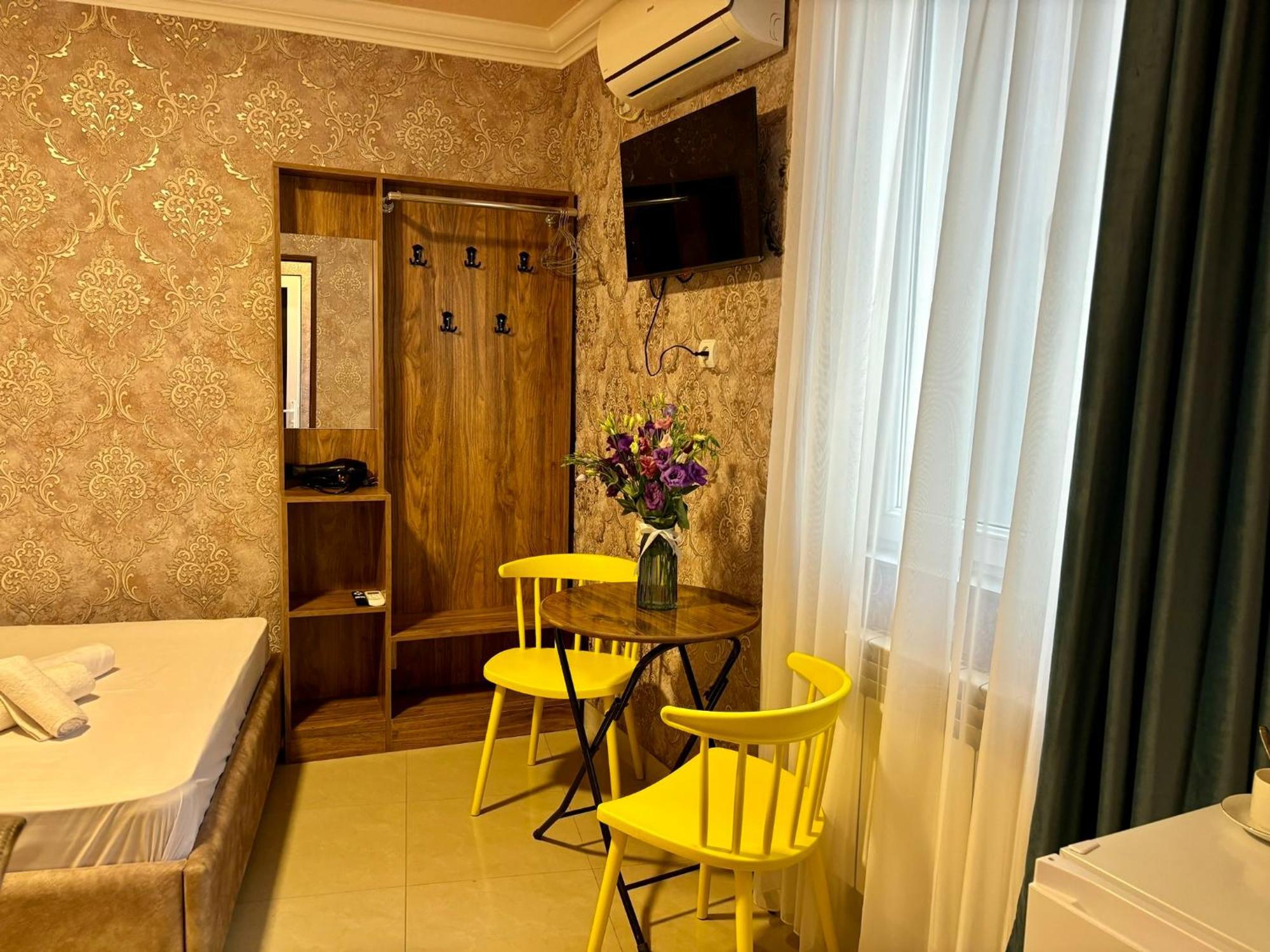 Styopa Hotel Єреван Екстер'єр фото