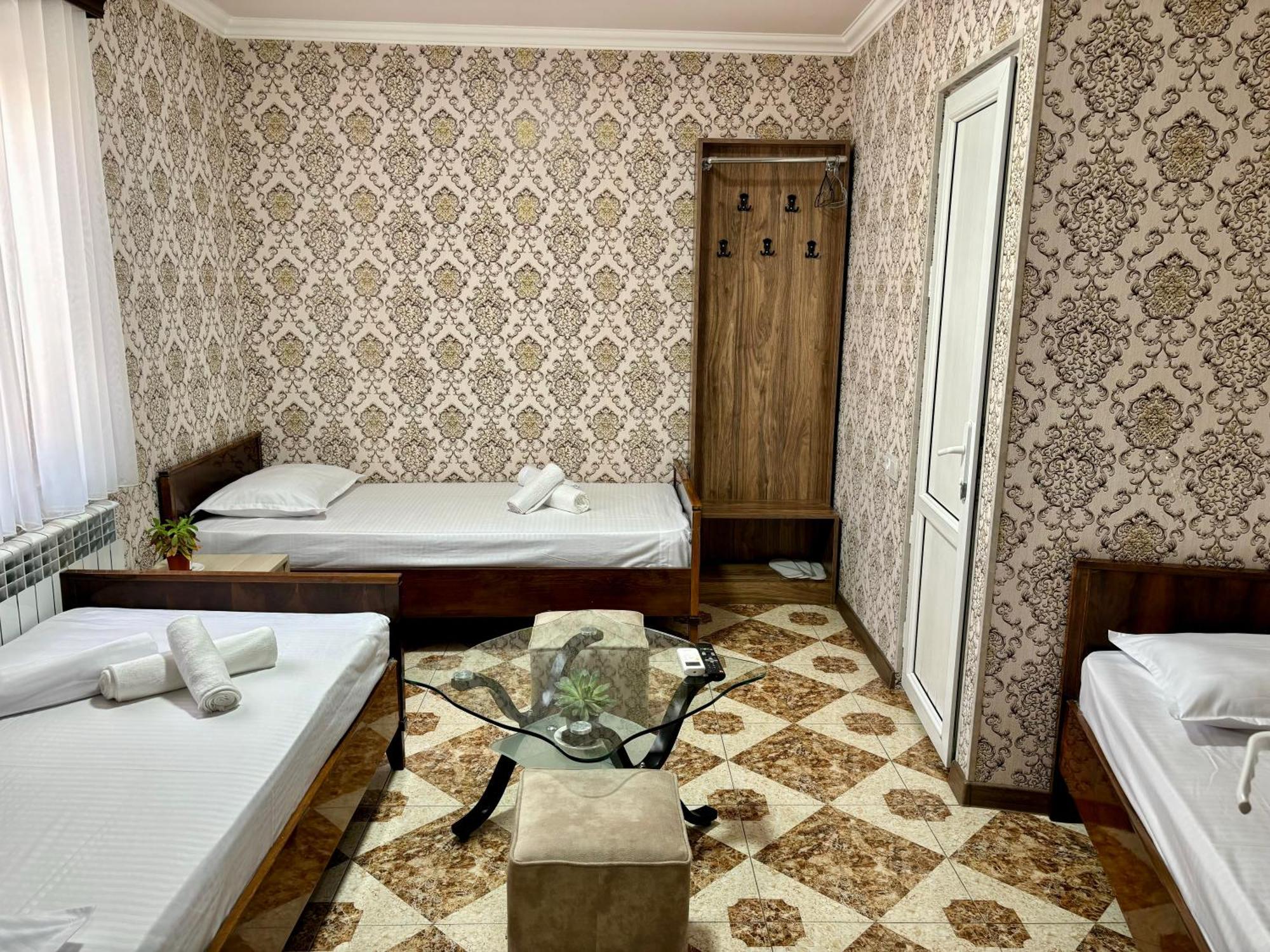 Styopa Hotel Єреван Екстер'єр фото